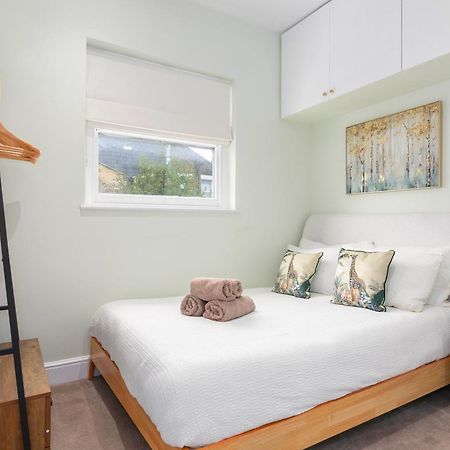 Cosy Flat 5 Min From Holland Park Station! London Leilighet Eksteriør bilde