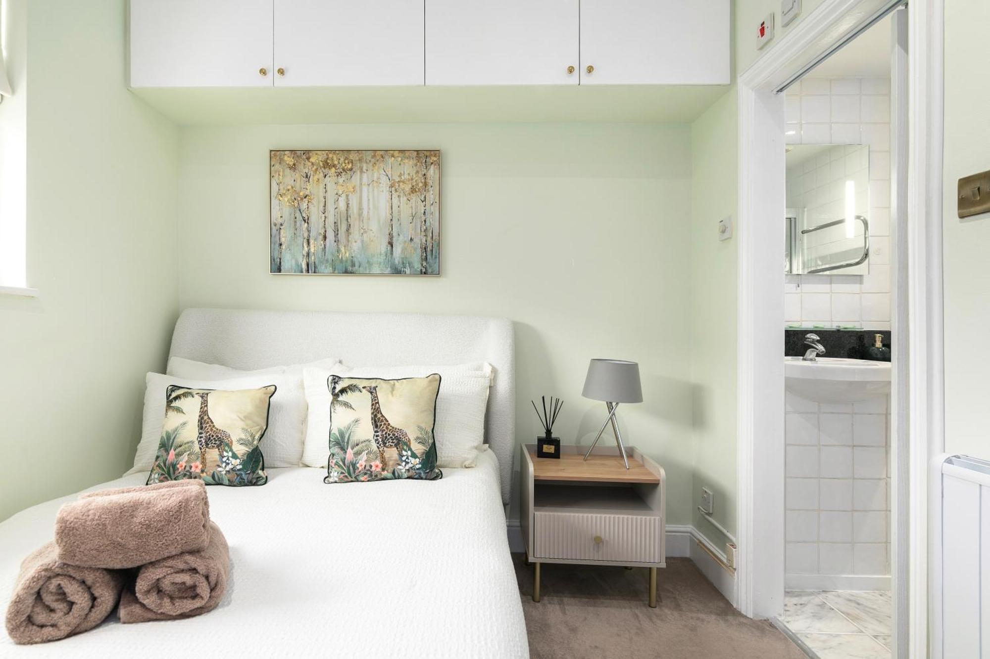 Cosy Flat 5 Min From Holland Park Station! London Leilighet Eksteriør bilde