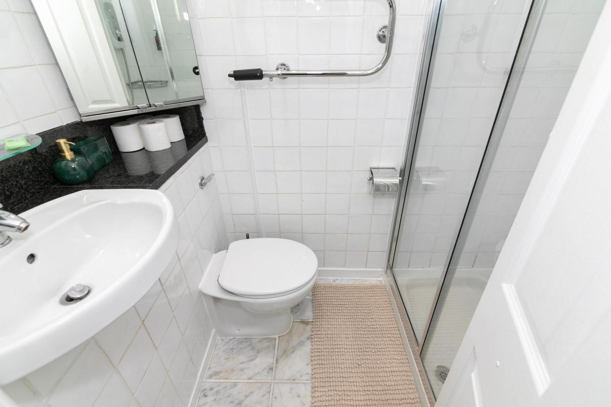 Cosy Flat 5 Min From Holland Park Station! London Leilighet Eksteriør bilde
